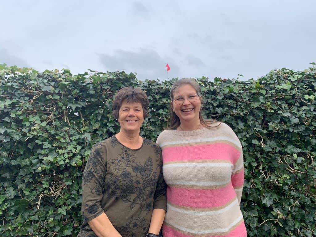 Simone van der Hulst en Christa Sluis