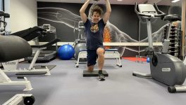 Onder begeleiding trainen in de oefenzaal